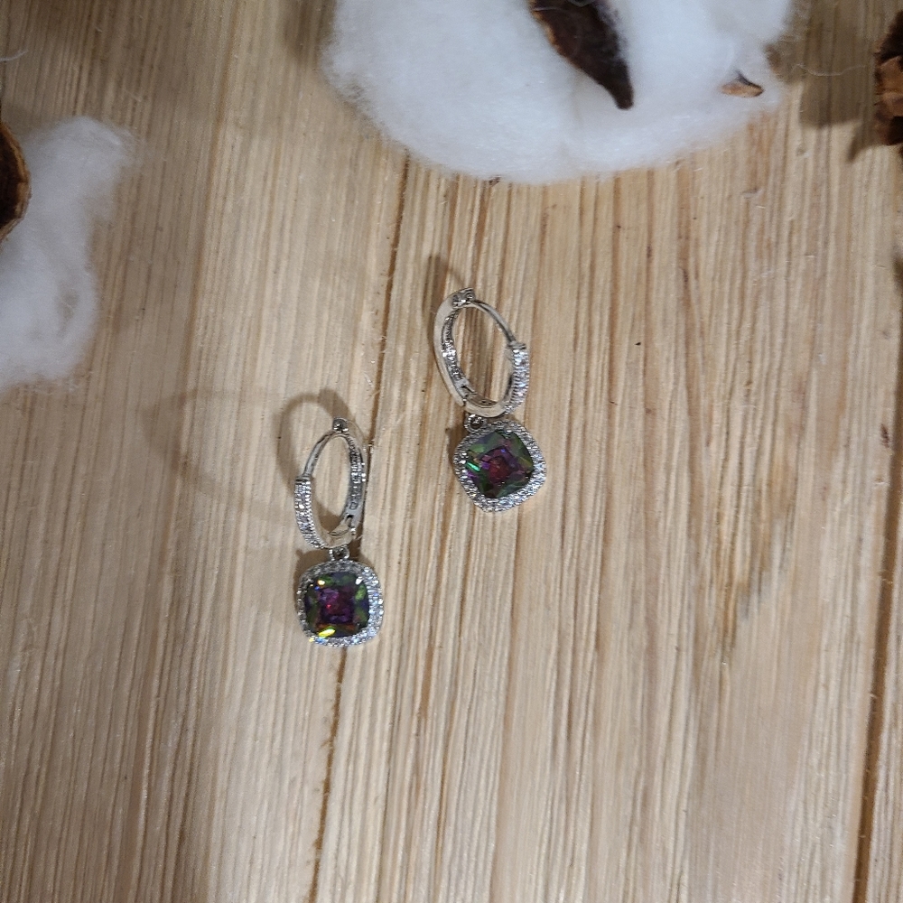 💜💜NEW💜💜EXQUISITE!! DANGLE  RAINBOW TOPAZ Earrings in SILVER Plating💜💜 - Picture 12 of 15